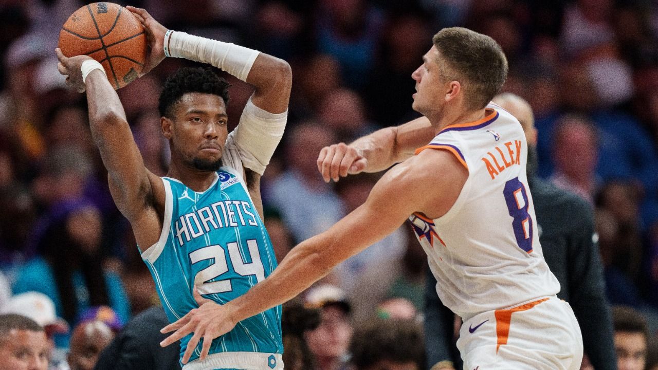 Suns at Hornets 4/2/2026 